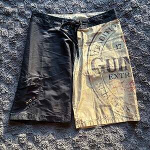Guinness Graphic Board Shorts Y2K Black Beer Surf Swim Trunks